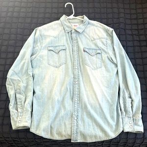Levi’s Pearl Snap Shirt - Light Wash, Large